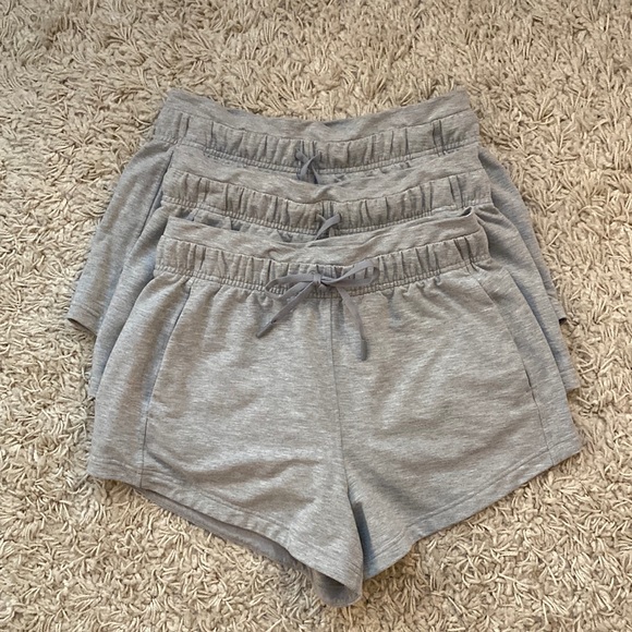 New Lululemon Inner Glow Short 3" * Modal size 6 Heathered Core Light Grey - Picture 6 of 11